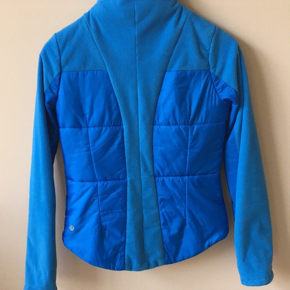 Like-new Lululemon jacket - Picture 9 of 9